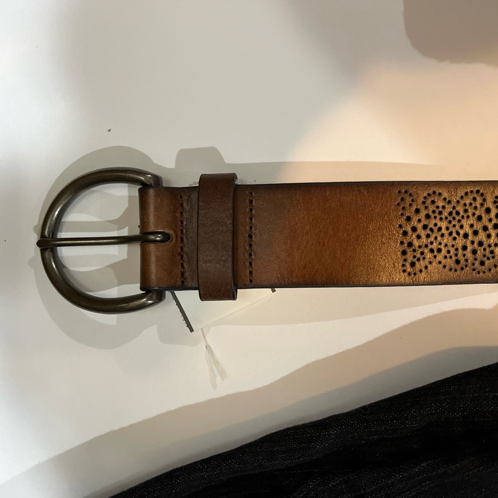 American Eagle Brown Leather Perforated Belt Circular Buckle 40" Unisex - Picture 2 of 4
